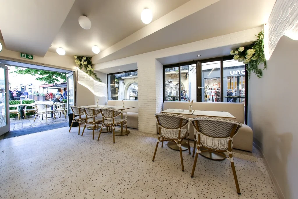 salle intérieur du bar